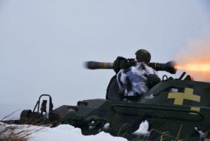 英國(guó)努力向?yàn)蹩颂m提供更多軍事支持