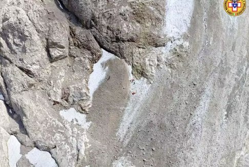 意大利阿爾卑斯山冰川崩塌 至少6人死亡