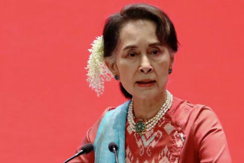 緬甸的昂山素季因選舉舞弊被判入獄更多苦役
