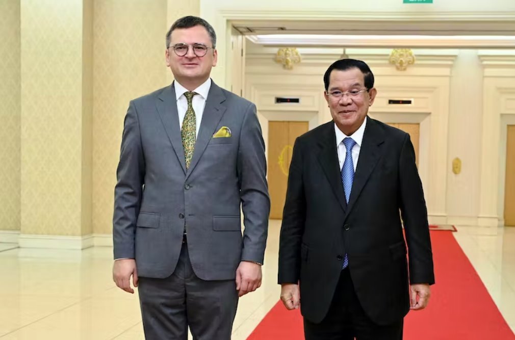 柬埔寨總理在金邊會見烏克蘭外長