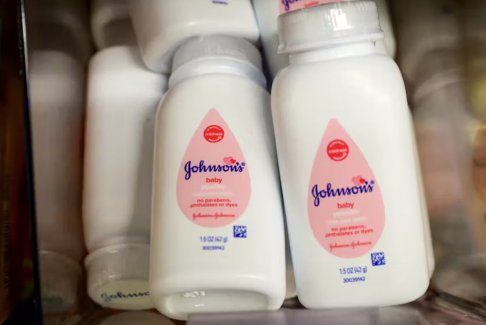癌癥原告深入了解強生(J&J)對89億美元爽身粉交易