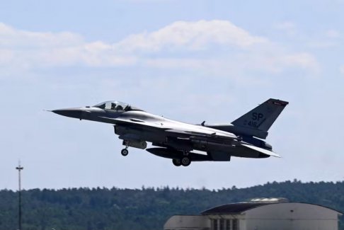 丹麥培訓烏克蘭F-16飛行員的計劃仍在進行中