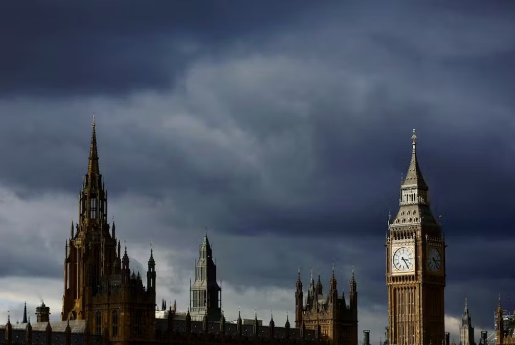 英國將立法阻止俄羅斯公司聘用英國律師