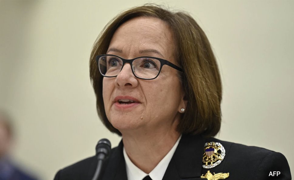 拜登任命女海軍上將領(lǐng)導(dǎo)海軍這在美國軍方尚屬首次