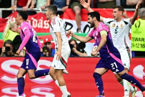歐洲杯小組賽第二輪東道主德國2-0擊敗匈牙利