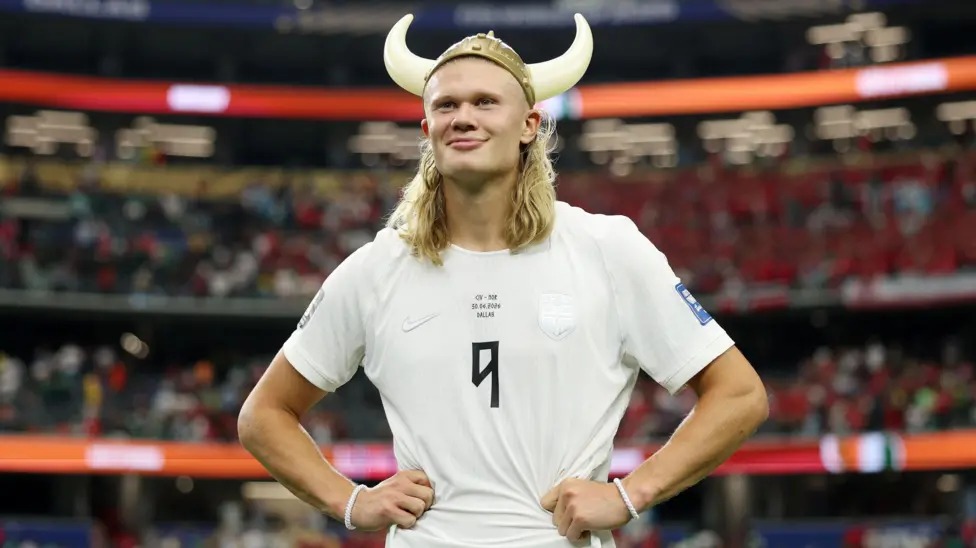 埃爾林&middot;哈蘭德在2026年世界杯上的全部五個(gè)進(jìn)球都是一腳觸球完成的